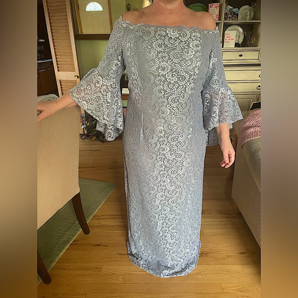 Lace mother of the bride/evening dress
